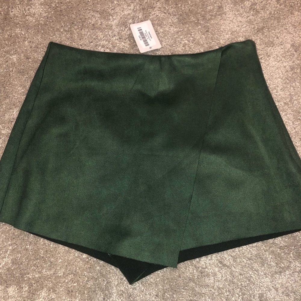 Green Vestique Skort
